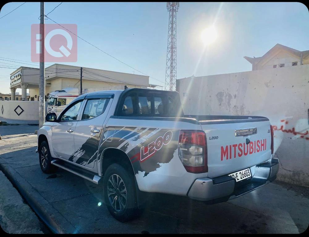 ميتسوبيشي L200